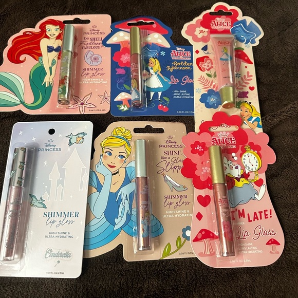 Disney princess lip glosses.  All 6 - Picture 1 of 6